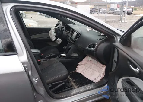 2016 Dodge Dart Sxt z USA, uszkodzony, nr VIN 1C3CDFBB4GD608081